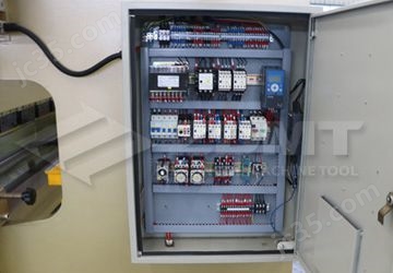 明美新能源获得一种折弯组织专利提高了折弯功率